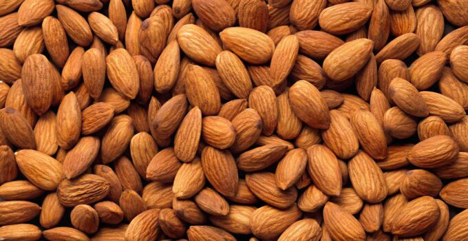 Almonds: Unlock the Nutritional Power and Delicious Benefits