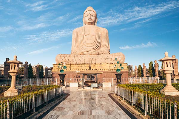 Aerial view of Rajgir's Gridhakuta Hill with its historical and spiritual significance. 