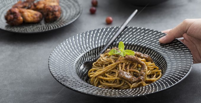 Spaghetti Lada Hitam: Perpaduan Rasa Pedas dan Gurih dalam Satu Hidangan