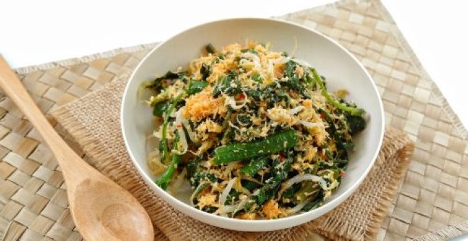 Urap Sayur: Hidangan Tradisional yang Kaya Gizi dan Cita Rasa