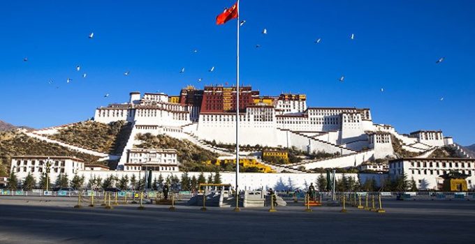 Istana Potala: Simbol Keagungan dan Spiritualitas Tibet