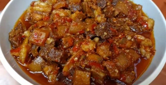 Sapi Merecon: Si Pedas Gila yang Diam-diam Bikin Rindu Setiap Makan Siang