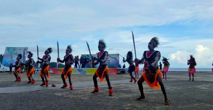 Festival Bahari: Jelajah Seru di Surga Laut Indonesia