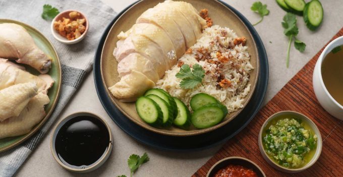 Hainanese Chicken Rice: Cerita dan Rahasia dari Dapurku