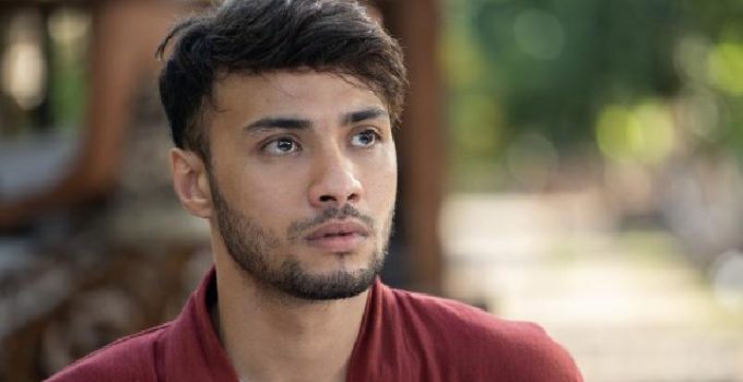 Refal Hady: Jejak Karier, Pesona, dan Perjalanan Inspiratif di Dunia Hiburan