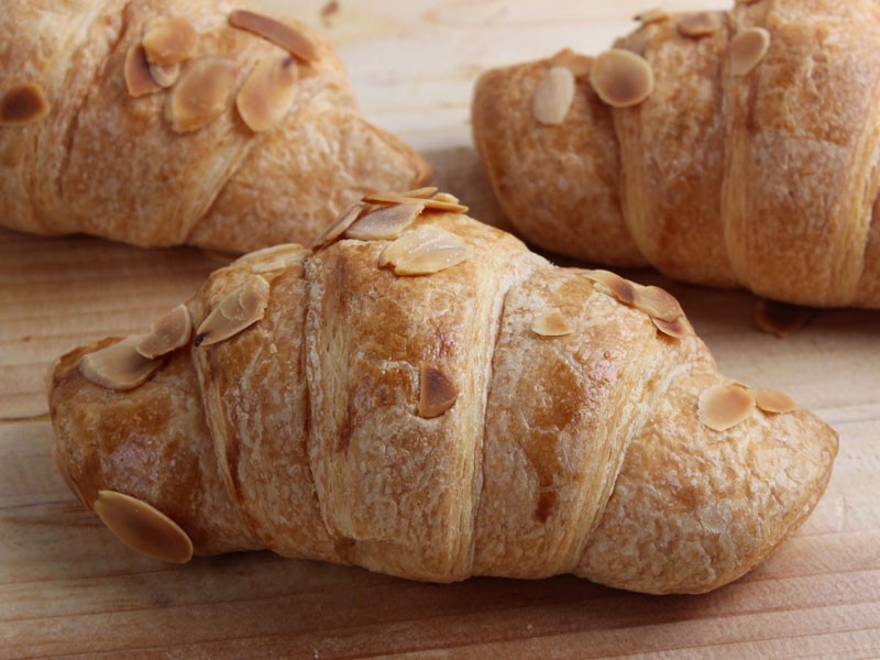 Croissant Almond Premium