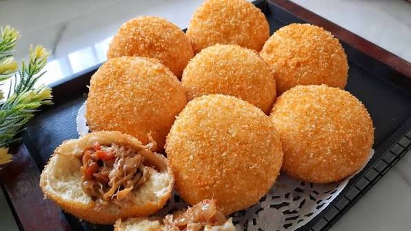 Roti Goreng isi Ayam